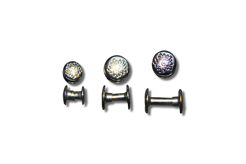 IMG_3086 Double Cap Rivets "floral" (silver)