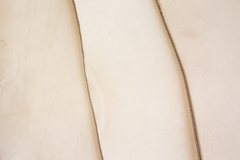 IMG_9315 Leather - Cow Hide Side, natural (2,5 mm) 1,75 m²